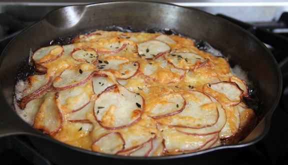 gruyereandthymepotatoskillet2