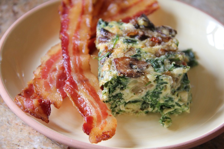 spinach-mushroom-and-sausage-frittata-plated